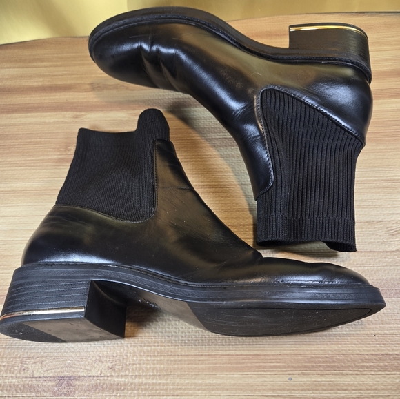 Zara Shoes - ZARA Sock Ankle Black Ankle Boot With Gold Heel Accent Women's size 40 (US 8)